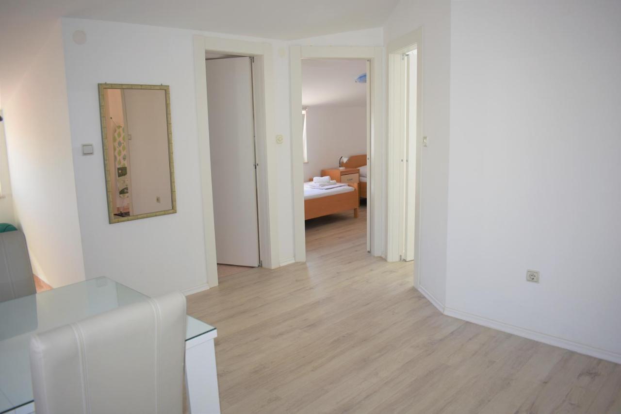 Apartments Janja Murter Buitenkant foto